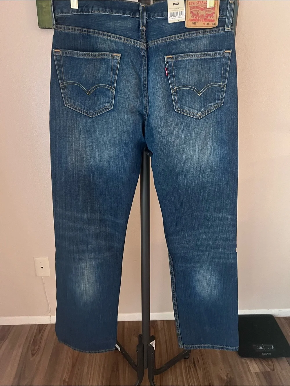 Levi's 527 Slim Bootcut Jeans - New With Tags - 34x34